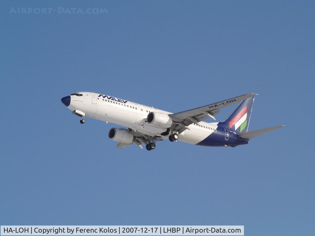 HA-LOH, 2004 Boeing 737-8Q8 C/N 30667, Ferihegy