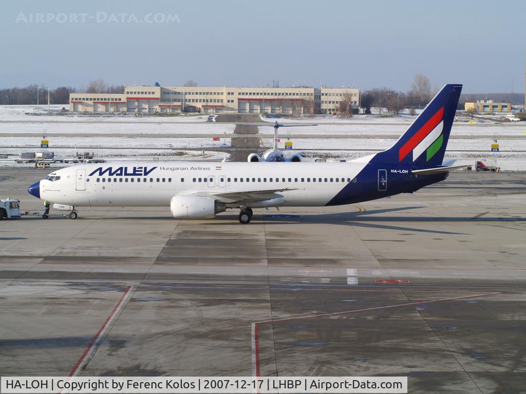HA-LOH, 2004 Boeing 737-8Q8 C/N 30667, Ferihegy