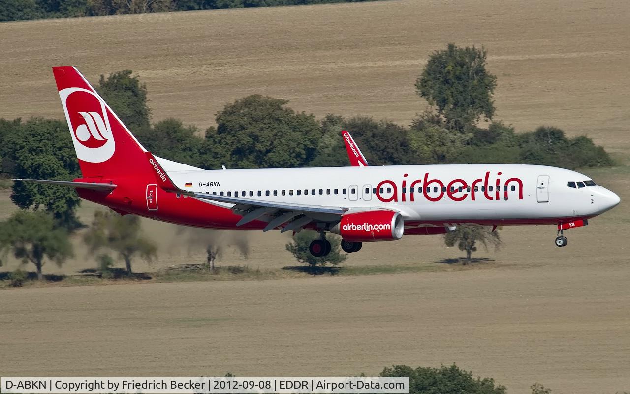 D-ABKN, 2010 Boeing 737-86J C/N 37756, on final as AB3909 from Palma