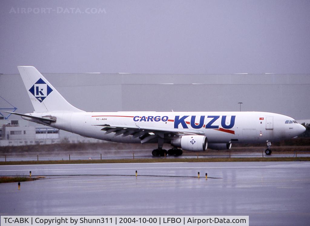 TC-ABK, 1980 Airbus A300B4-203 C/N 101, Landed from rwy 32L