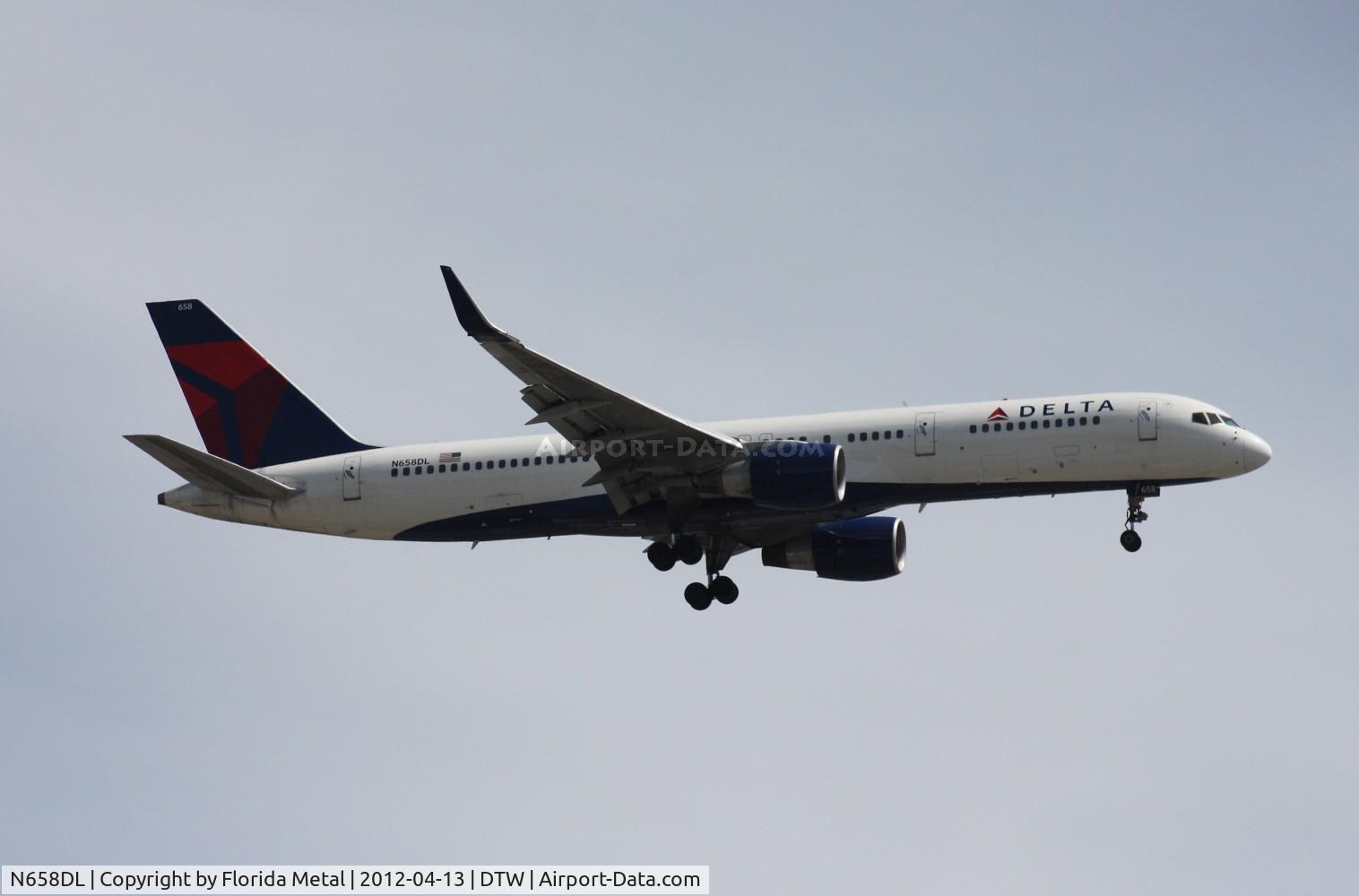 N658DL, 1990 Boeing 757-232 C/N 24420, Delta 757