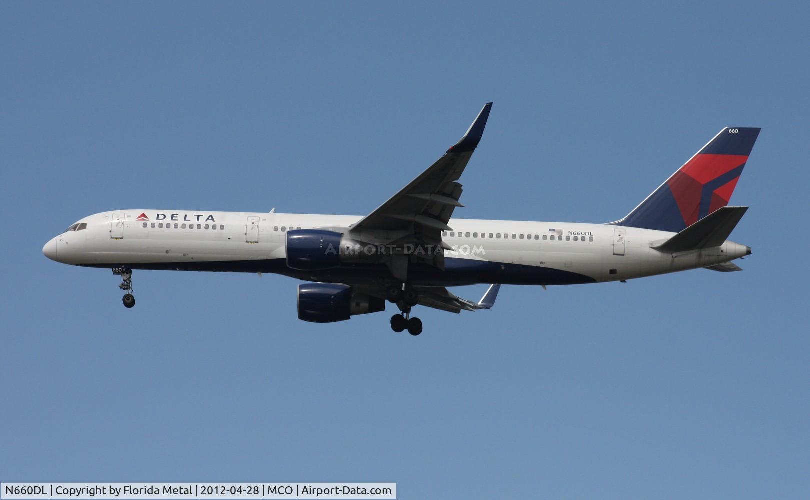 N660DL, 1990 Boeing 757-232 C/N 24422, Delta 757