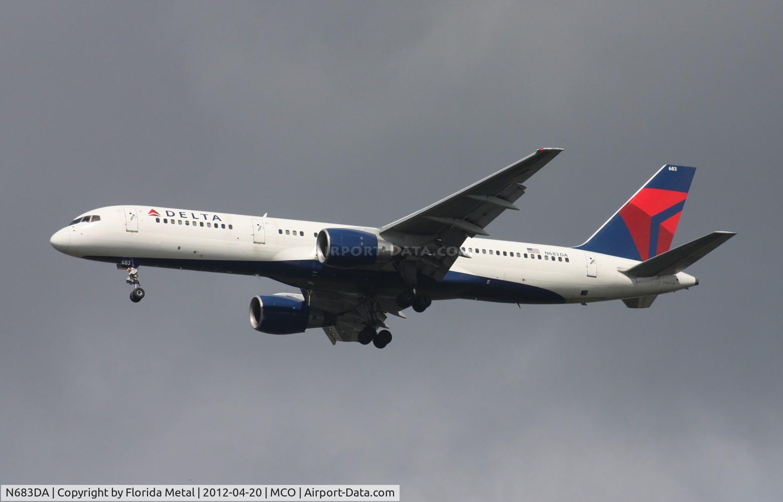 N683DA, 1993 Boeing 757-232 C/N 27103, Delta 757