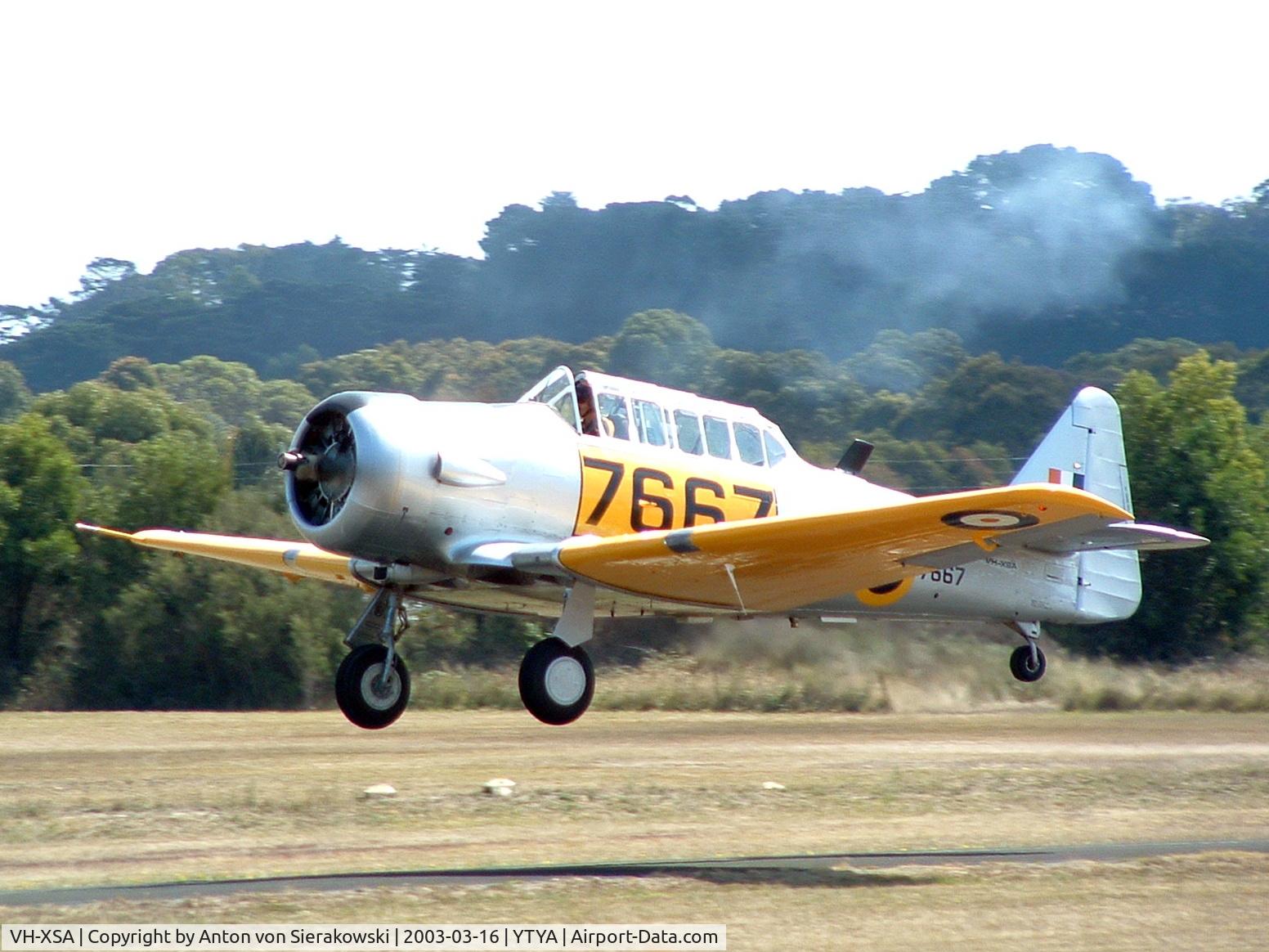 VH-XSA, 1944 North American SNJ-4 Texan C/N 88-09857, VH-XSA @ YTYA Tyabb PAC Air Show 2003