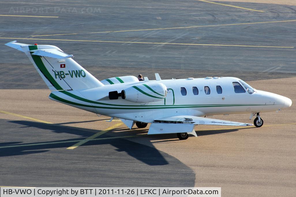 HB-VWO, 2000 Cessna 525 CitationJet CJ1 C/N 525-0391, Sight from control tower