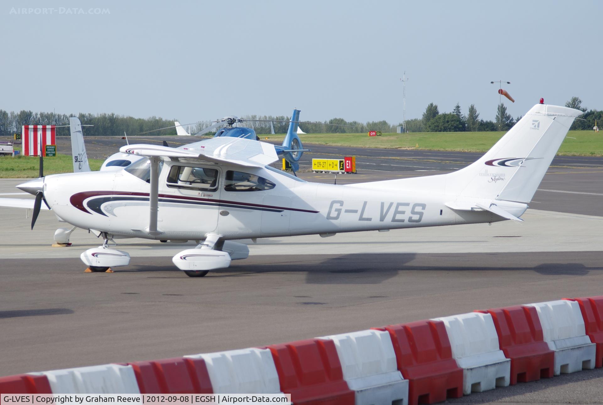 G-LVES, 2000 Cessna 182S Skylane C/N 182-80741, Parked at Norwich.