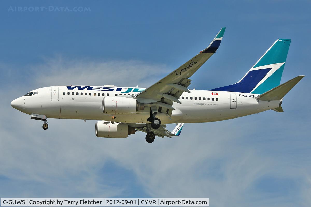 C-GUWS, 2002 Boeing 737-76N C/N 33378, 2002 Boeing 737-76N, c/n: 33378