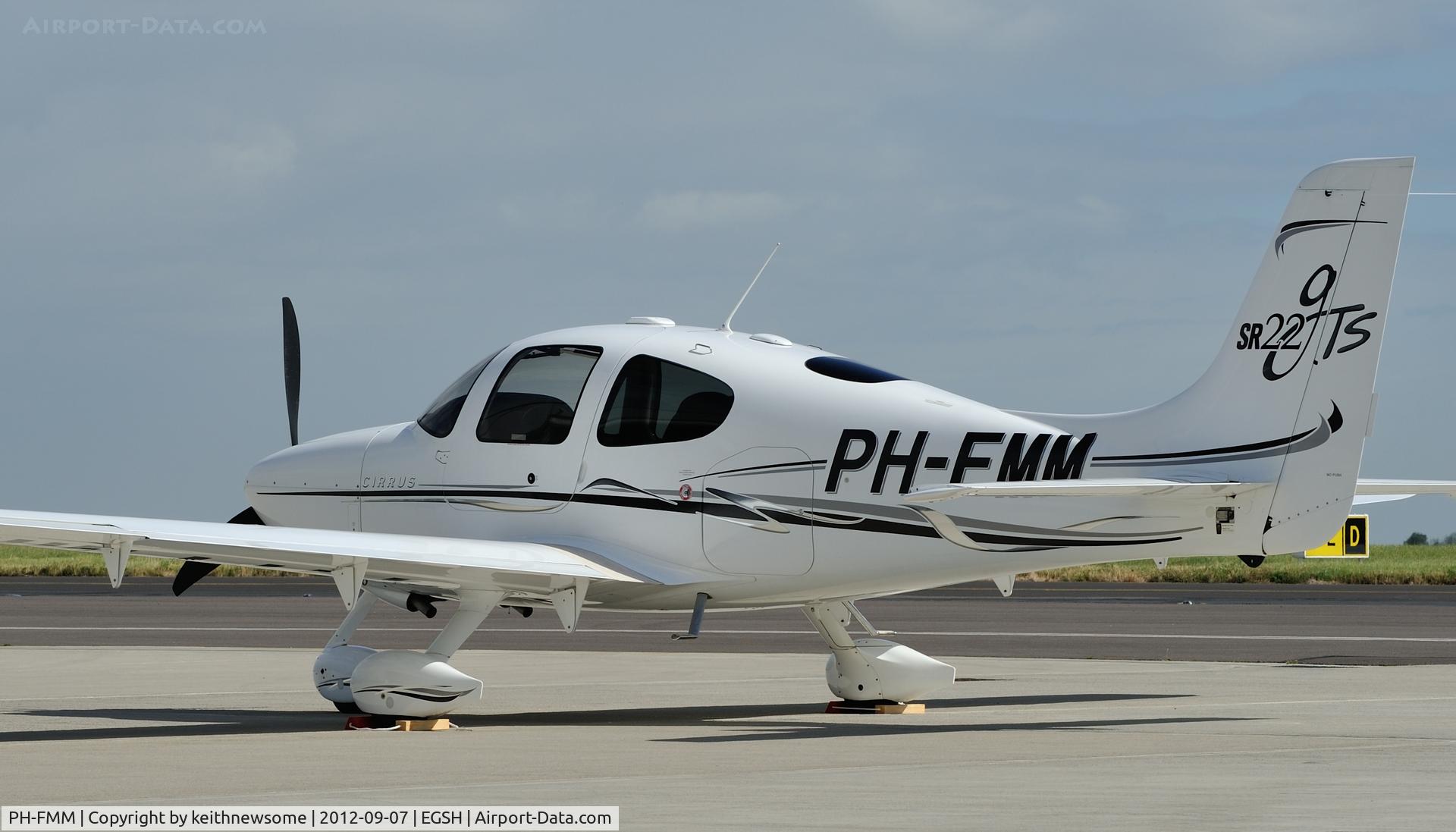 PH-FMM, 2006 Cirrus SR22 GTS C/N 1832, One of many visiting Cirrus aircraft.