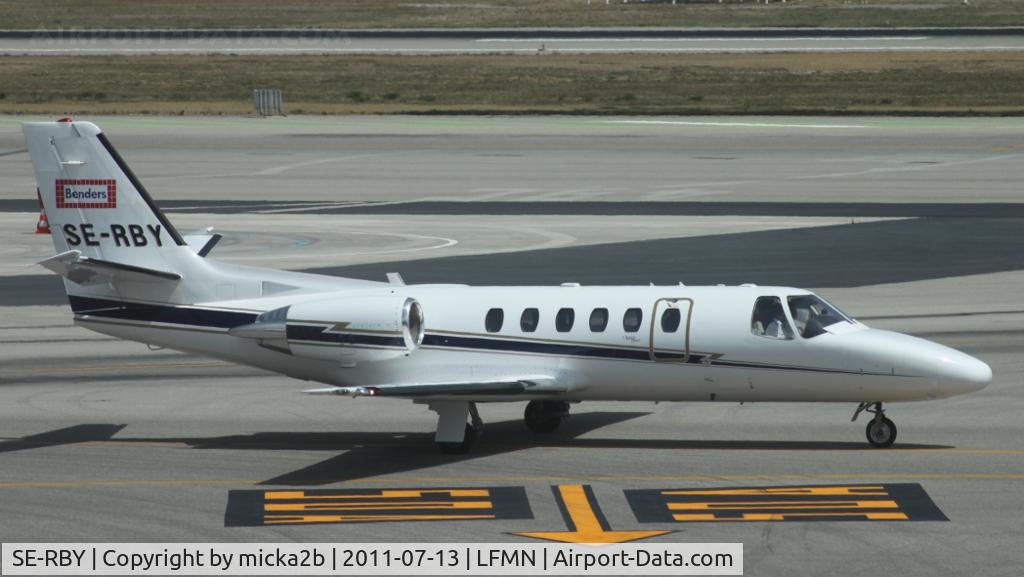 SE-RBY, 2002 Cessna 550 Citation Bravo C/N 550-1038, Taxiing