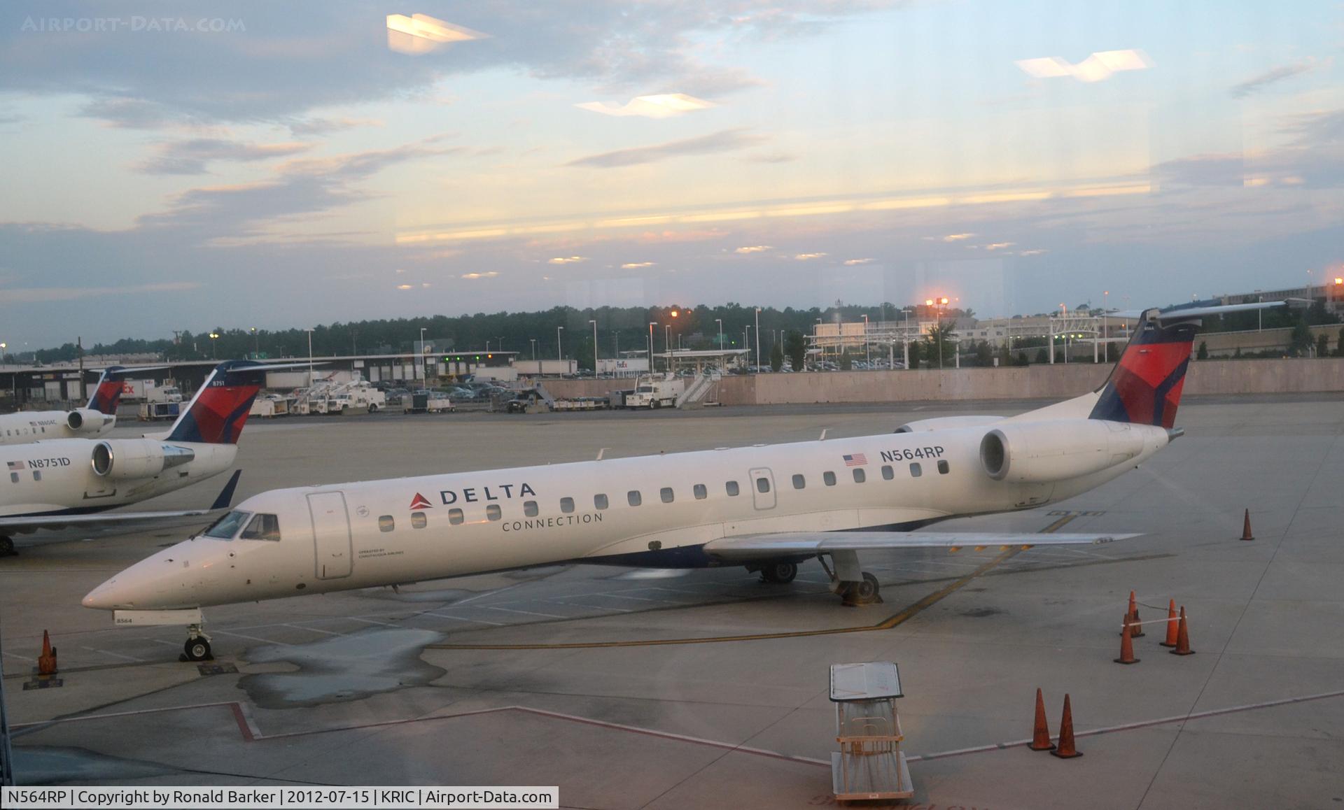 N564RP, 2002 Embraer EMB-145LR C/N 145524, RIC VA