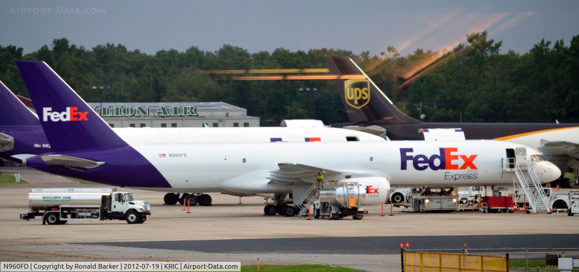 N960FD, 1992 Boeing 757-236F C/N 25593, RIC VA