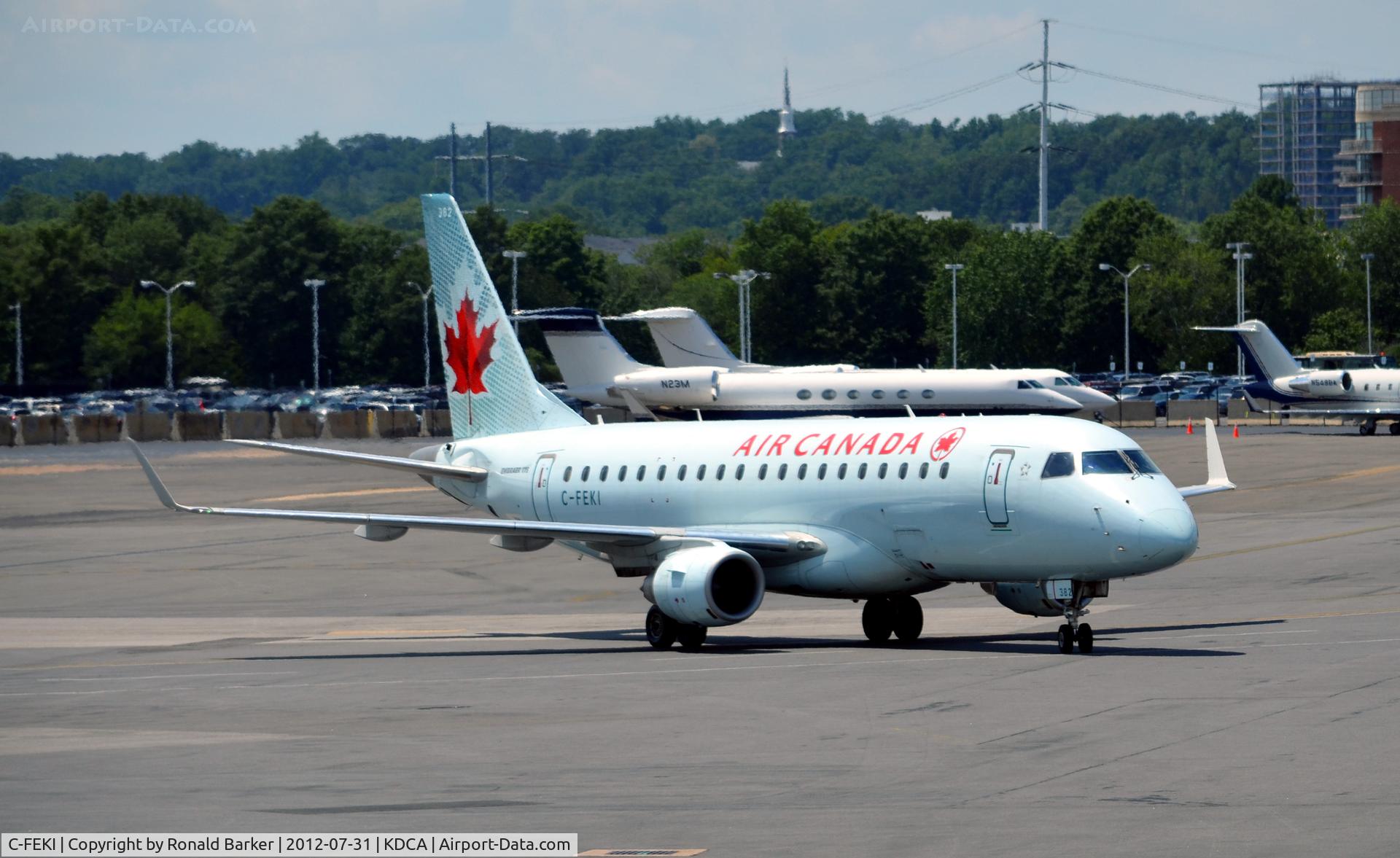 C-FEKI, 2005 Embraer 175SU (ERJ-170-200SU) C/N 17000103, Taxi DCA