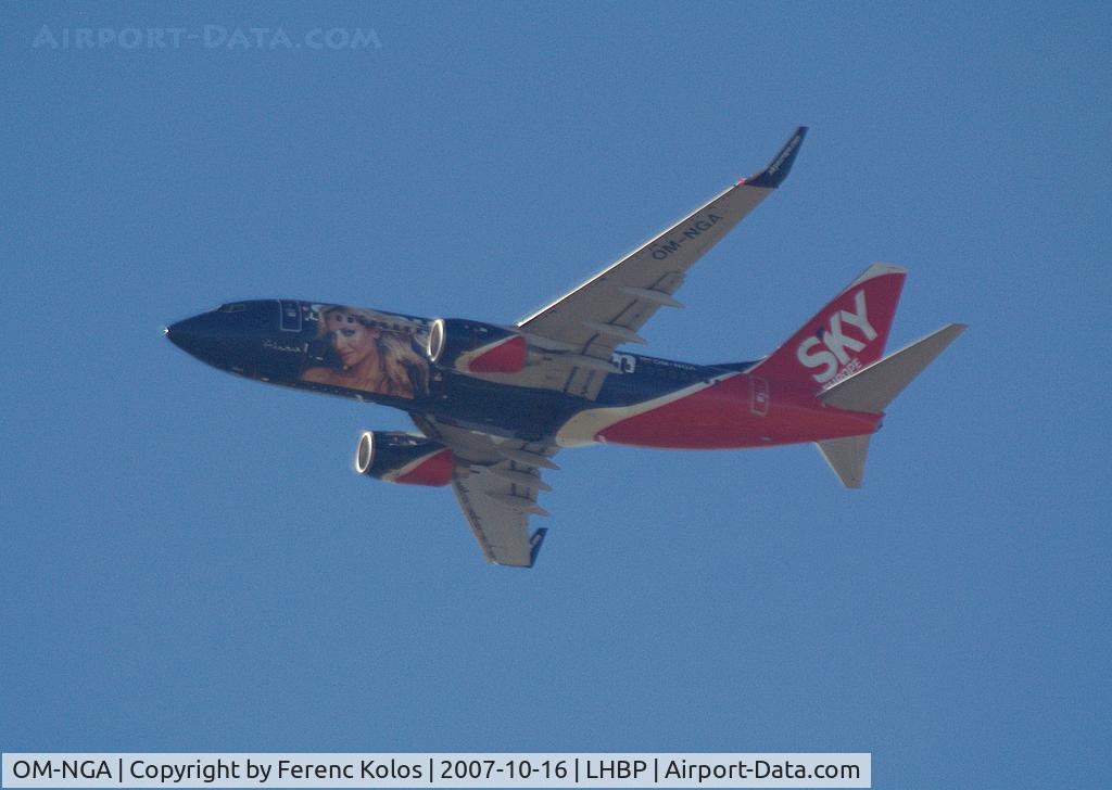 OM-NGA, 2006 Boeing 737-76N C/N 32684, Ferihegy