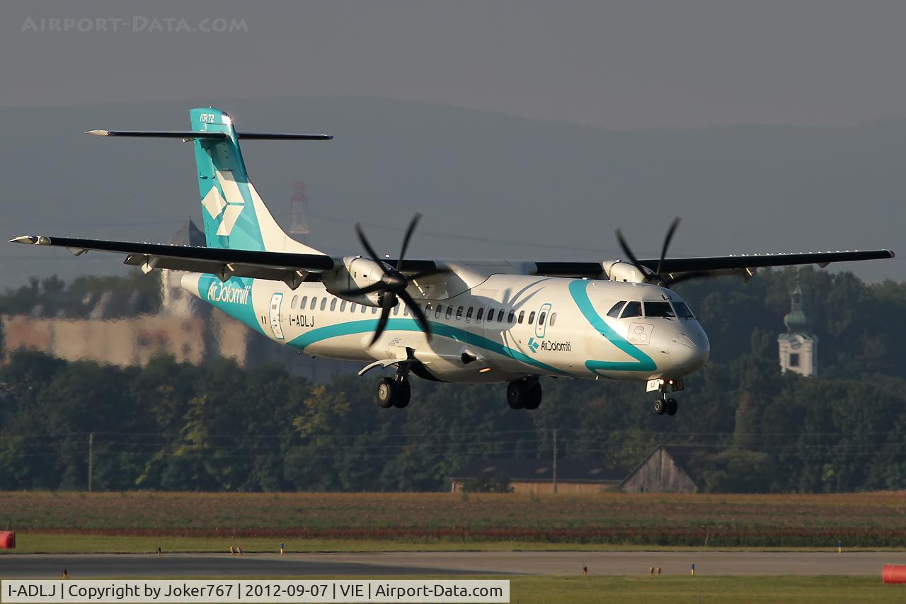 I-ADLJ, 2002 ATR 72-212A C/N 686, AirDolomiti