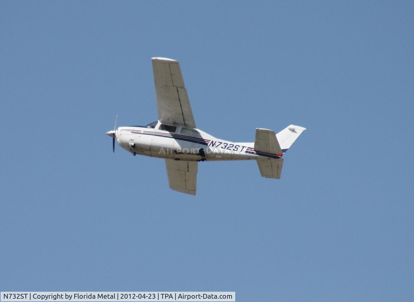 N732ST, 1977 Cessna 210M Centurion C/N 21061744, Cessna 210M