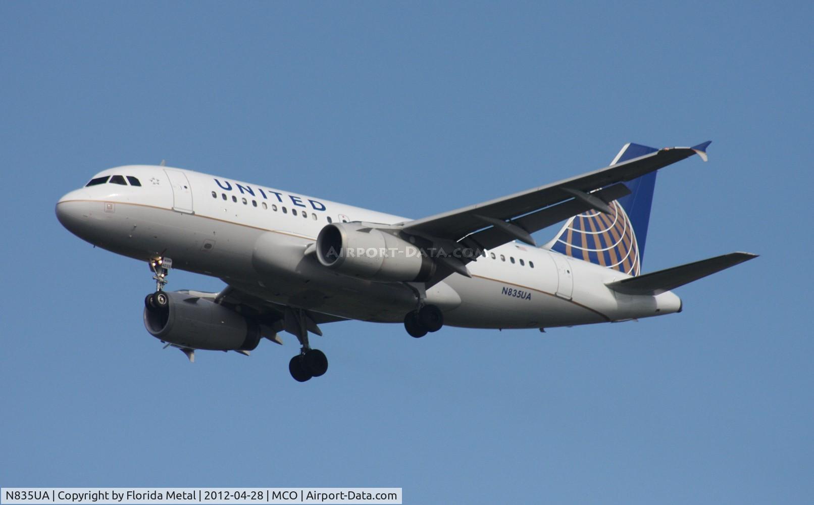 N835UA, 2001 Airbus A319-131 C/N 1426, United A319