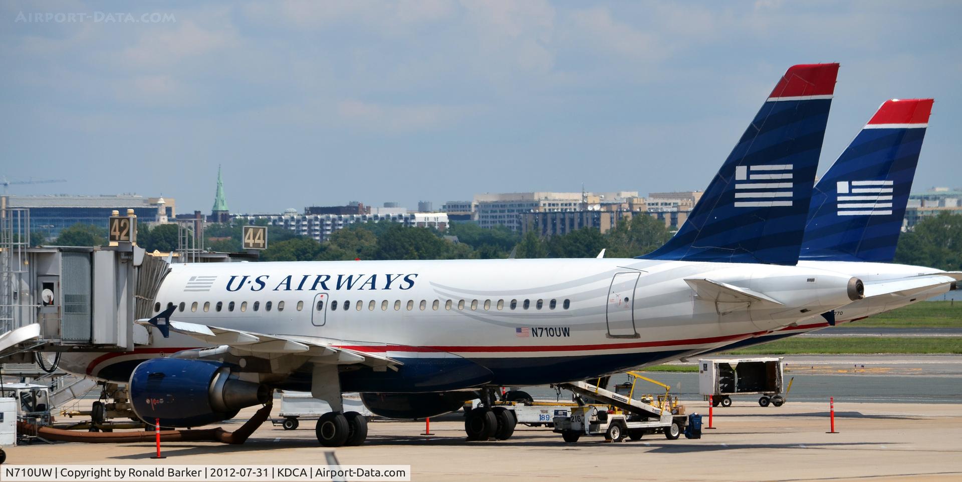 N710UW, 1999 Airbus A319-112 C/N 1019, DCA VA