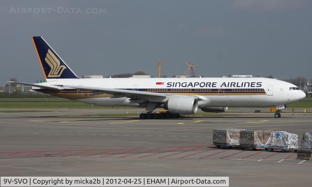 9V-SVO, 2004 Boeing 777-212/ER C/N 28533, Taxiing