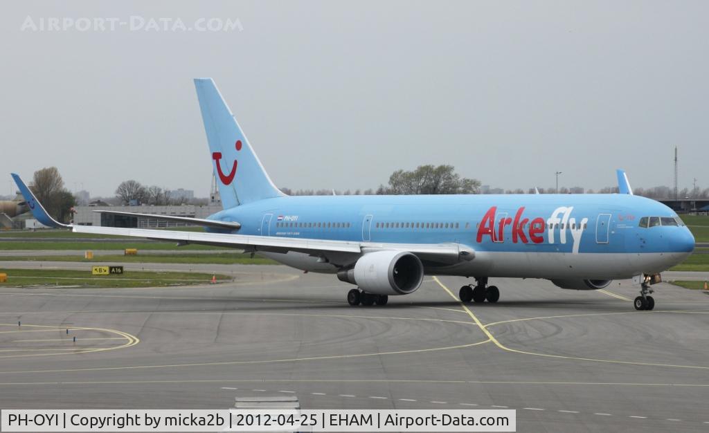 PH-OYI, 2000 Boeing 767-304/ER C/N 29138, Taxiing