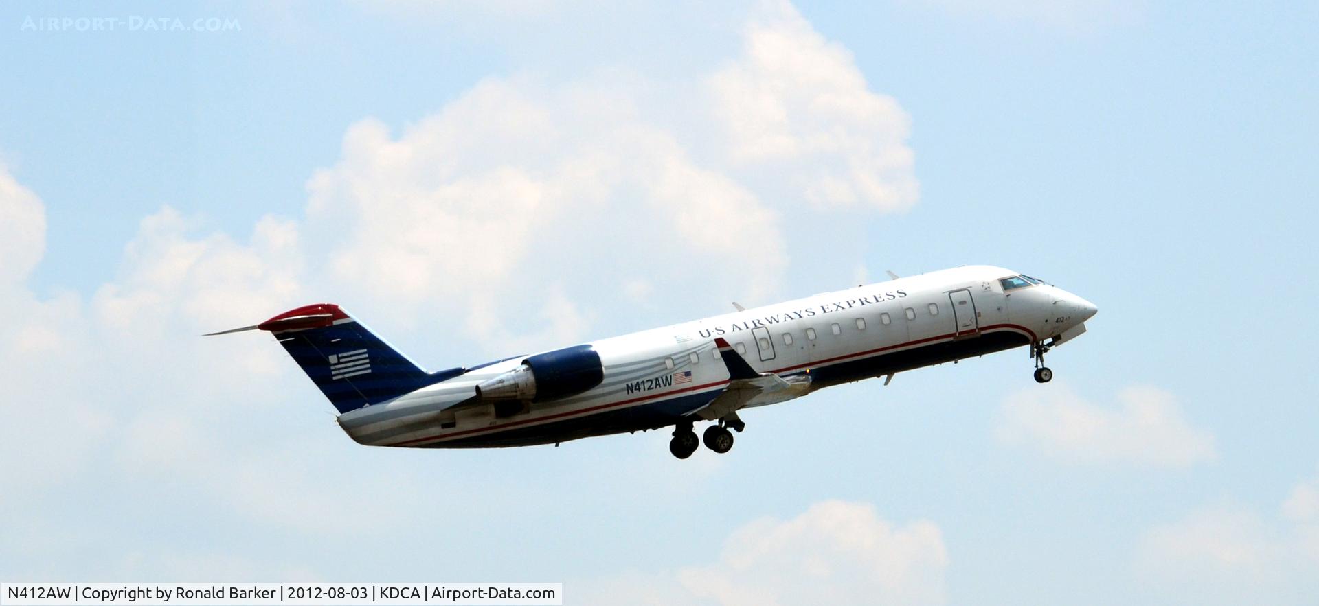 N412AW, 2001 Bombardier CRJ-200LR (CL-600-2B19) C/N 7582, Takeoff DCA