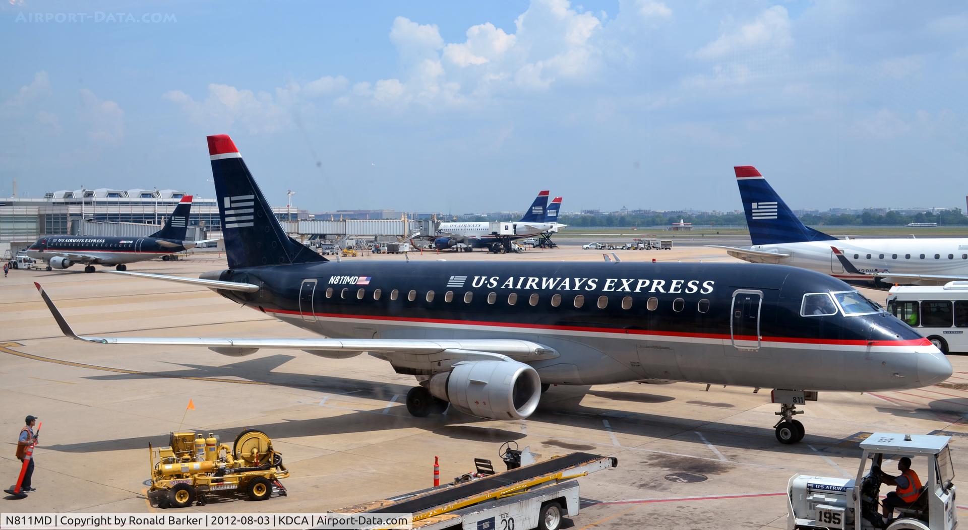 N811MD, 2004 Embraer 170SU (ERJ-170-100SU) C/N 17000028, Taxi DCA