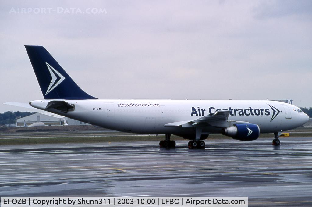 EI-OZB, 1982 Airbus A300B4-103(F) C/N 184, Parked in Air Contractors c/s...