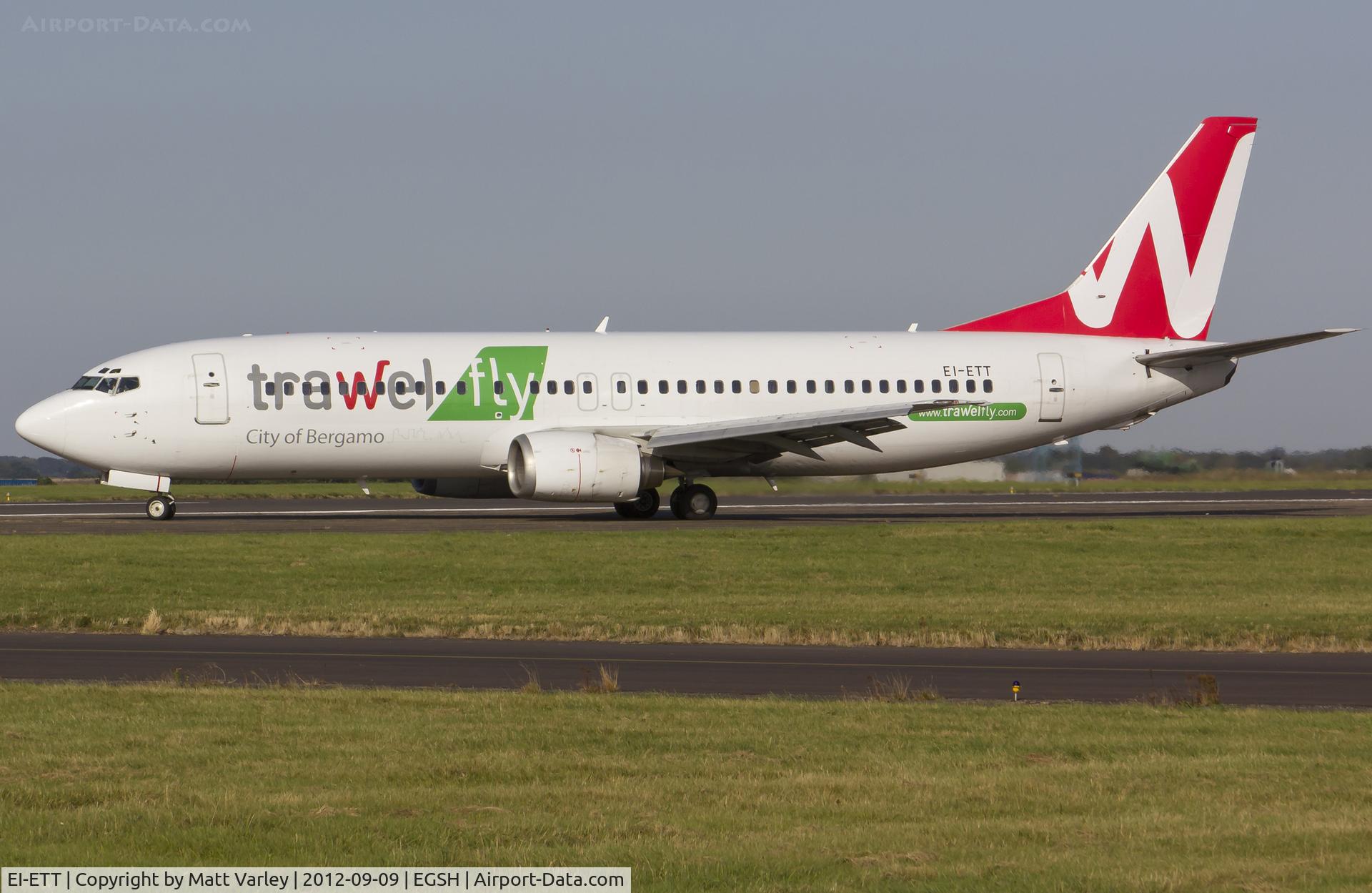 EI-ETT, 1989 Boeing 737-4K5 C/N 24125, Arriving at EGSH.