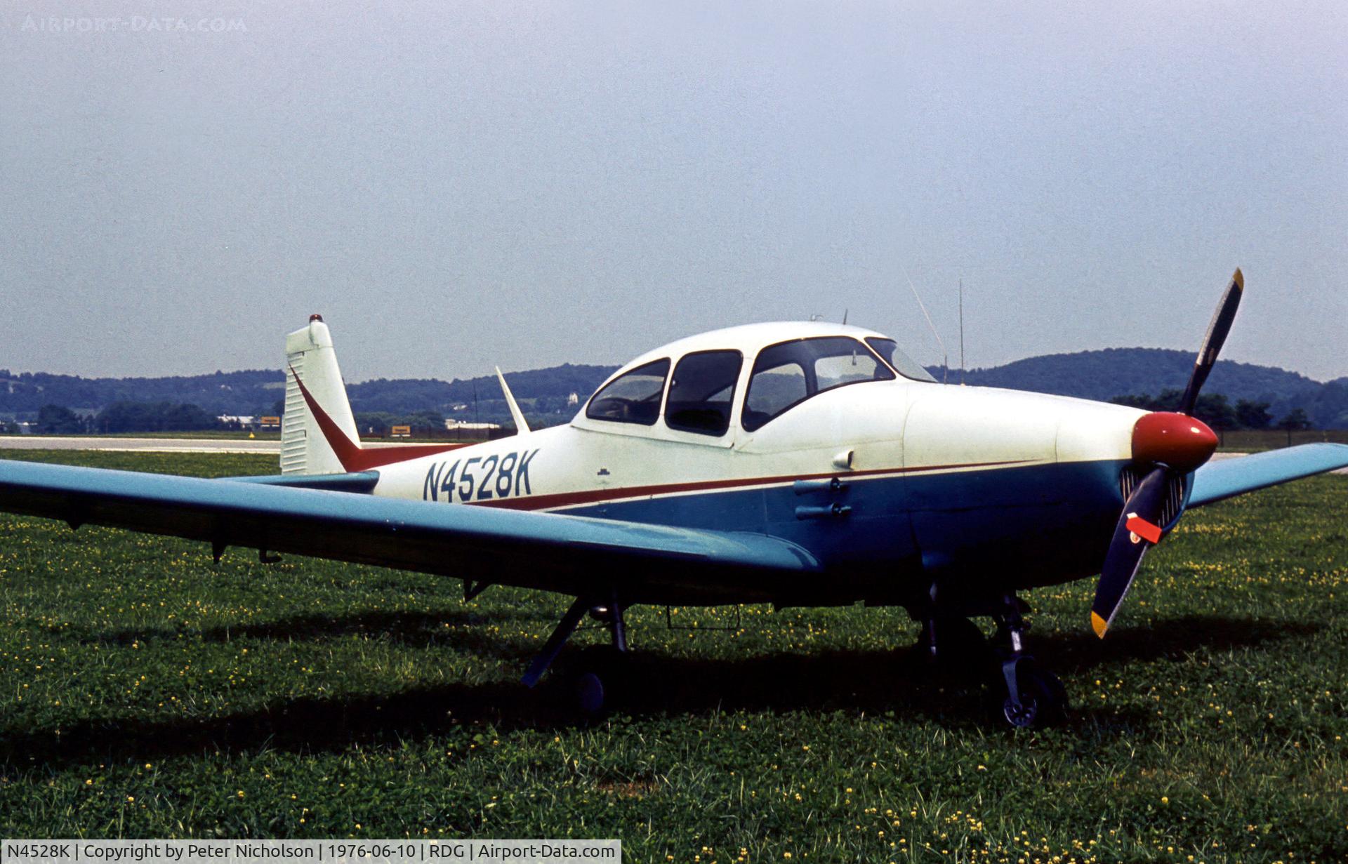 N4528K, Ryan Navion C/N NAV-4-1528, This Navion was a visitor at the 1976 Reading Airshow.