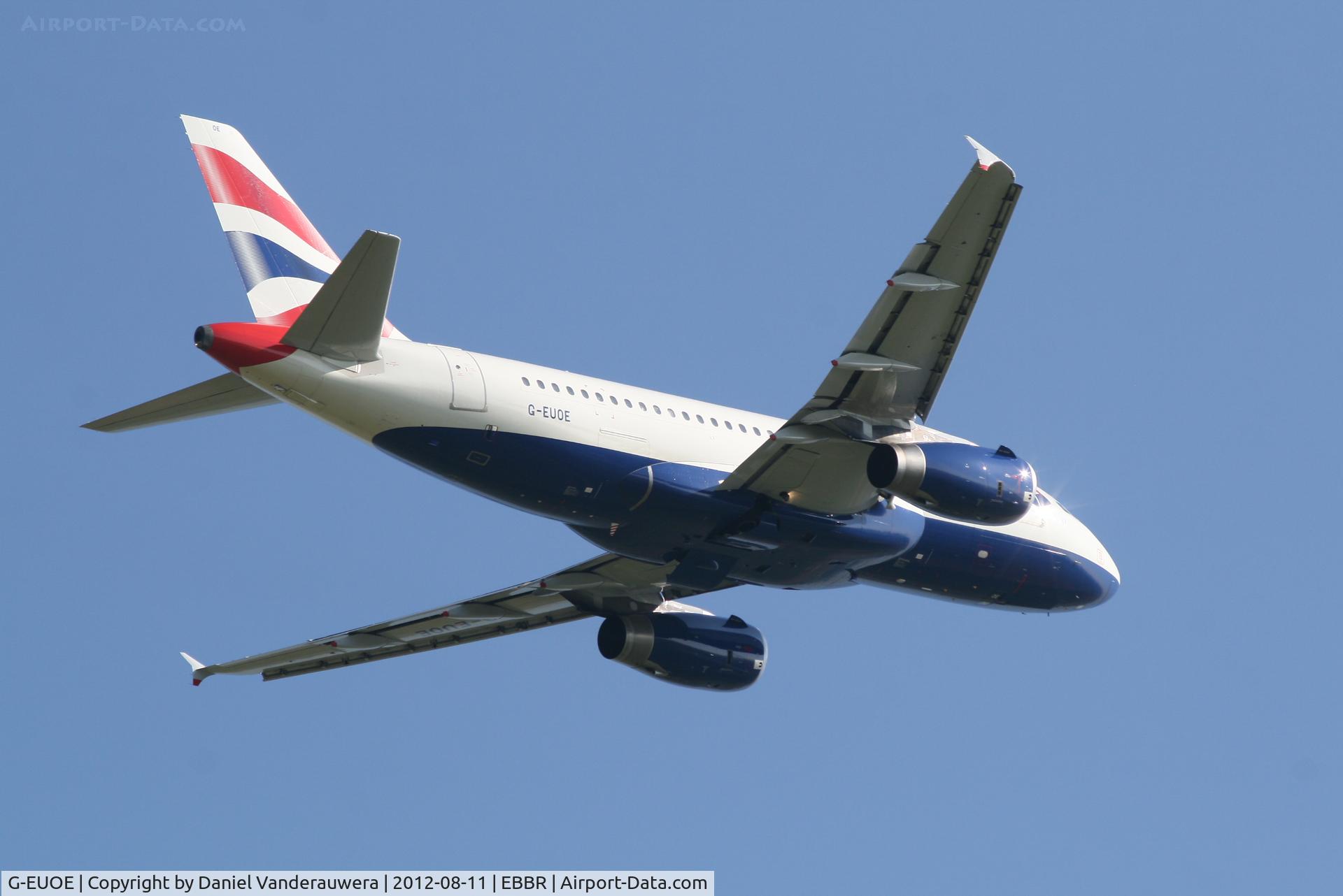 G-EUOE, 2001 Airbus A319-131 C/N 1574, Flight BA391 is climbing from RWY 07R