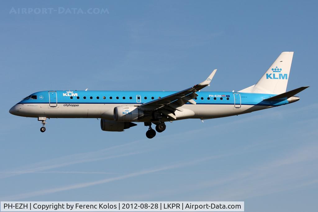 PH-EZH, 2009 Embraer 190LR (ERJ-190-100LR) C/N 19000319, Praha