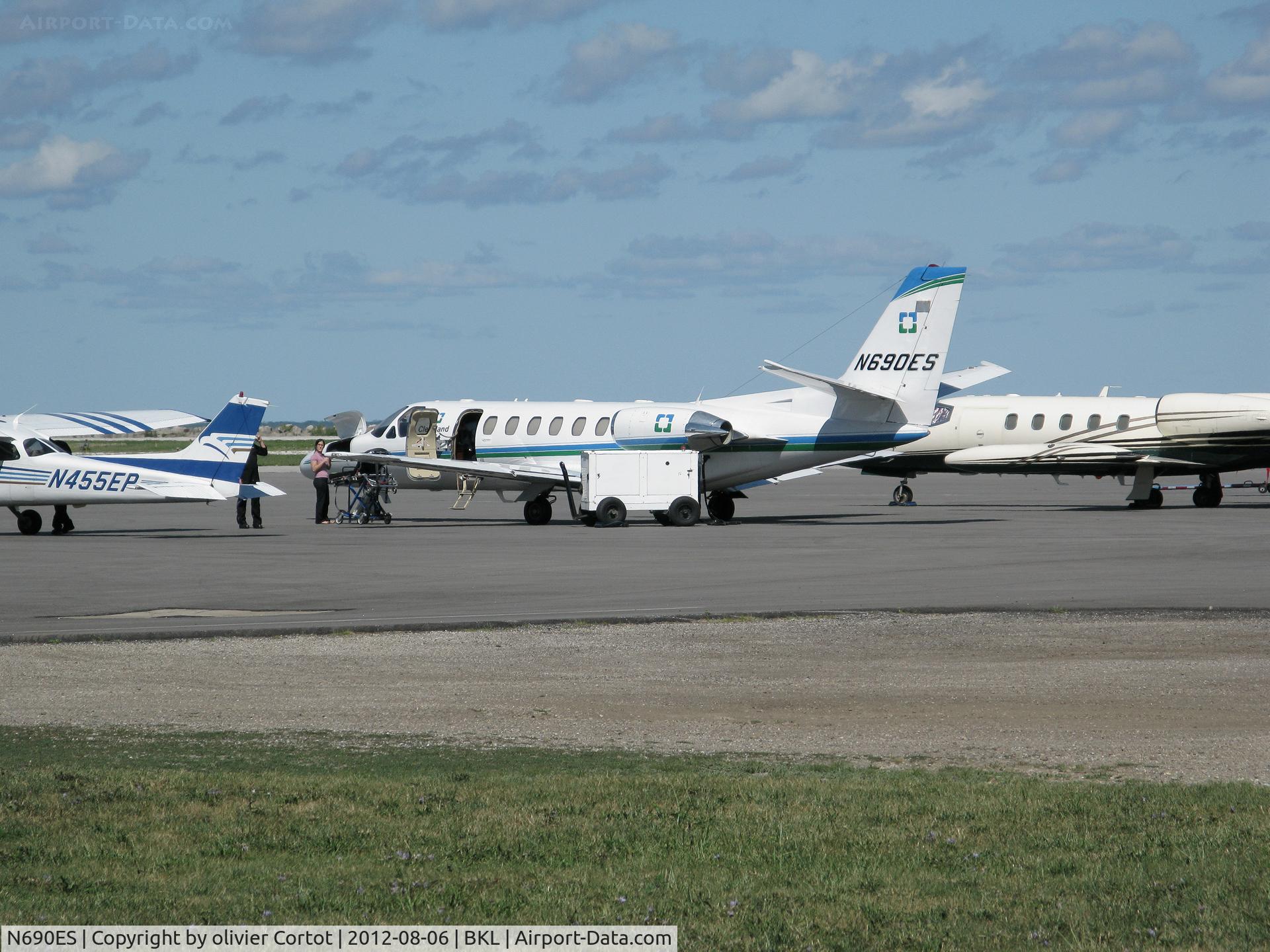 N690ES, 1995 Cessna 560 Citation Ultra C/N 560-0336, medical plane