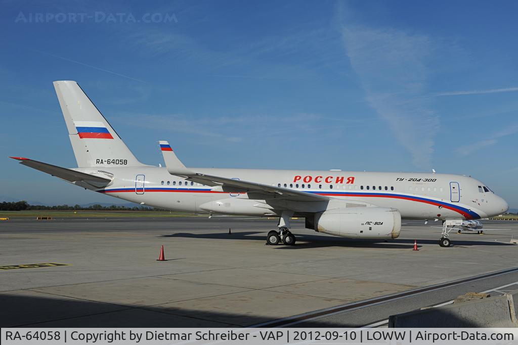 RA-64058, Tupolev Tu-204-300 C/N 145074-4164058, Rossija Tupolev 204