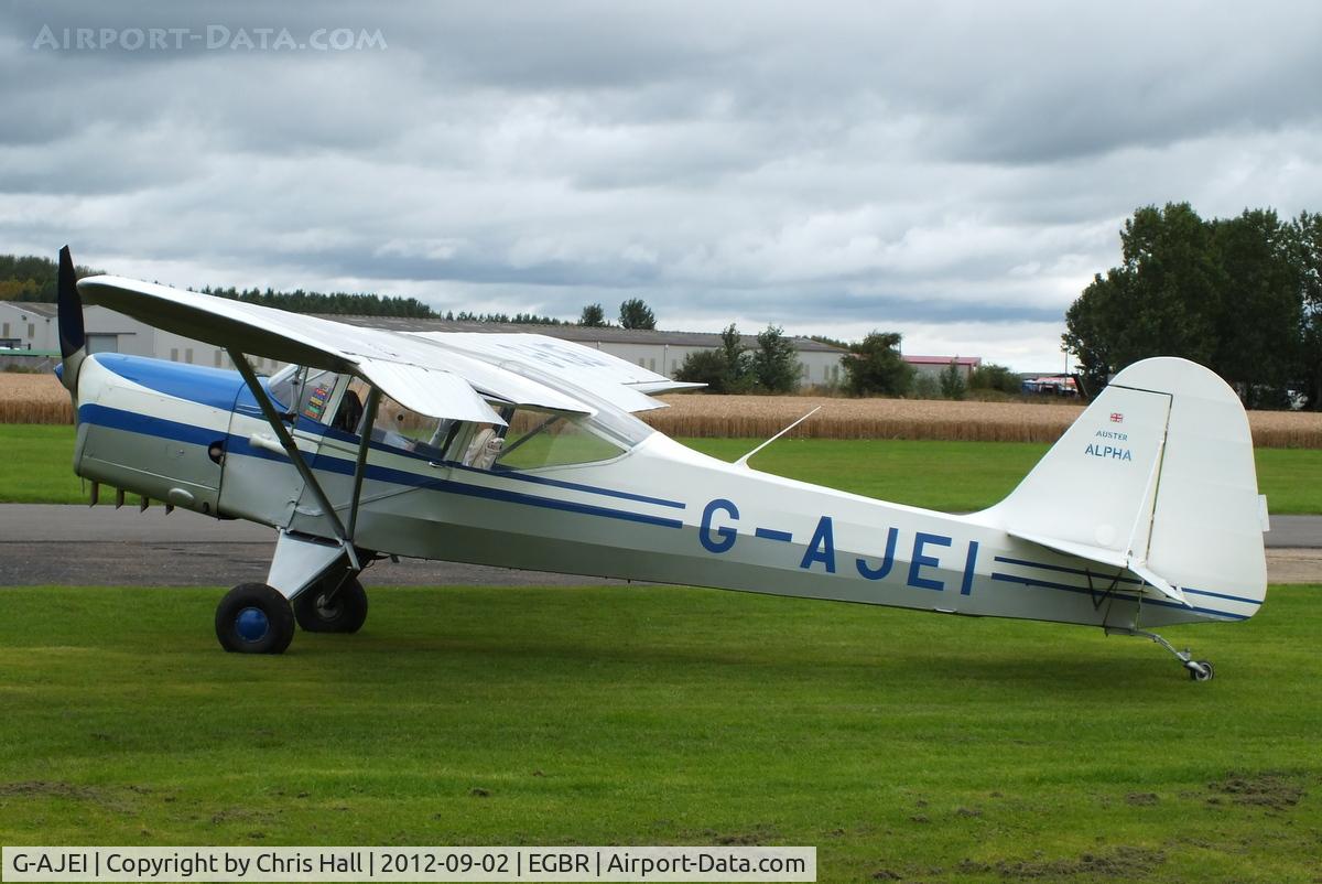 G-AJEI, 1946 Auster J-1N Alpha C/N 2313, At the Real Aeroplane Club's Wings & Wheels fly-in, Breighton