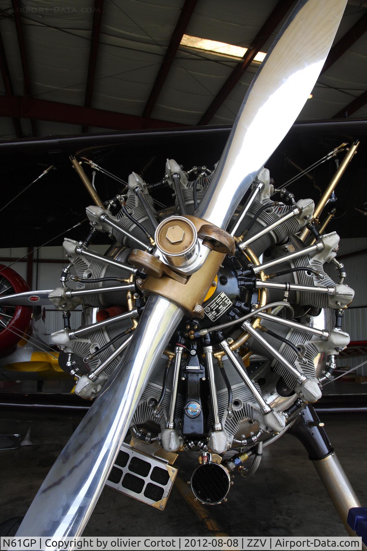 N61GP, Boeing A75N1(PT17) C/N 75-4895, close up on the nice engine of this stearman