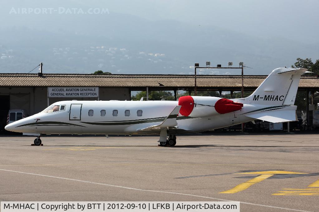 M-MHAC, 2007 Learjet 60 C/N 326, Parking