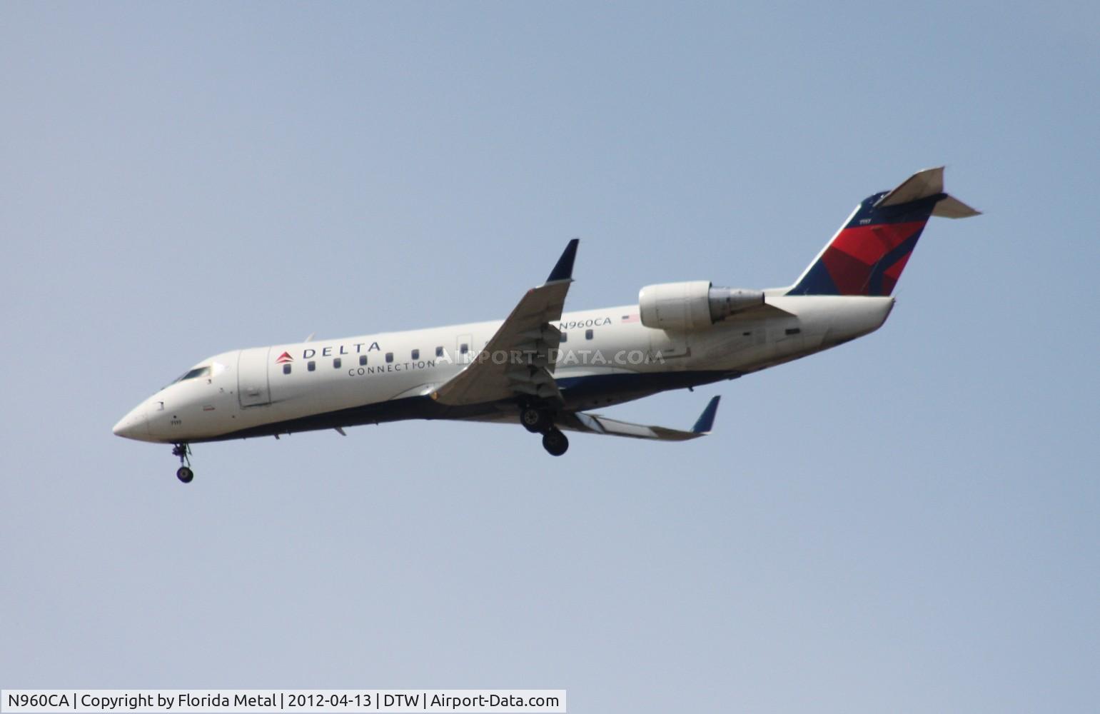 N960CA, 1996 Canadair CRJ-100ER (CL-600-2B19) C/N 7117, Comair CRJ