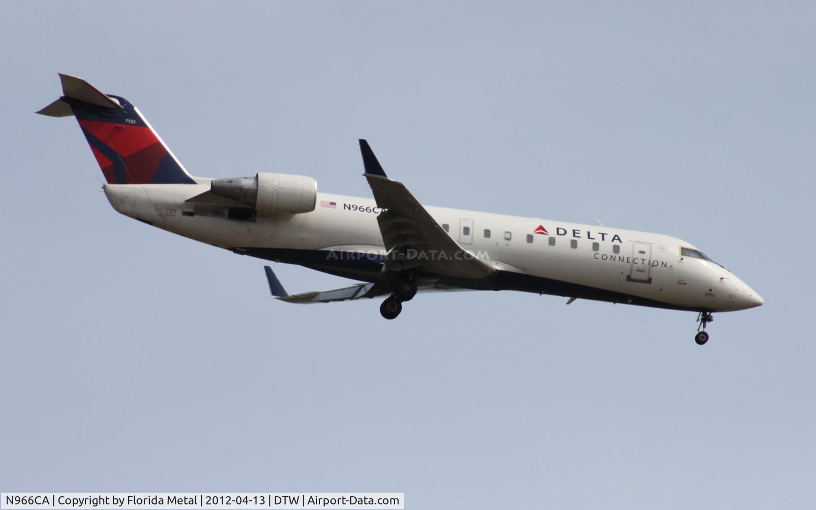 N966CA, 1996 Canadair CRJ-100ER (CL-600-2B19) C/N 7132, Comair CRJ