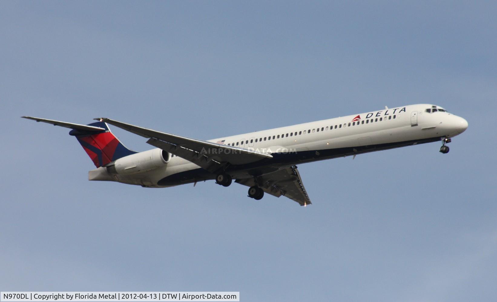 N970DL, 1990 McDonnell Douglas MD-88 C/N 53173, Delta MD-88