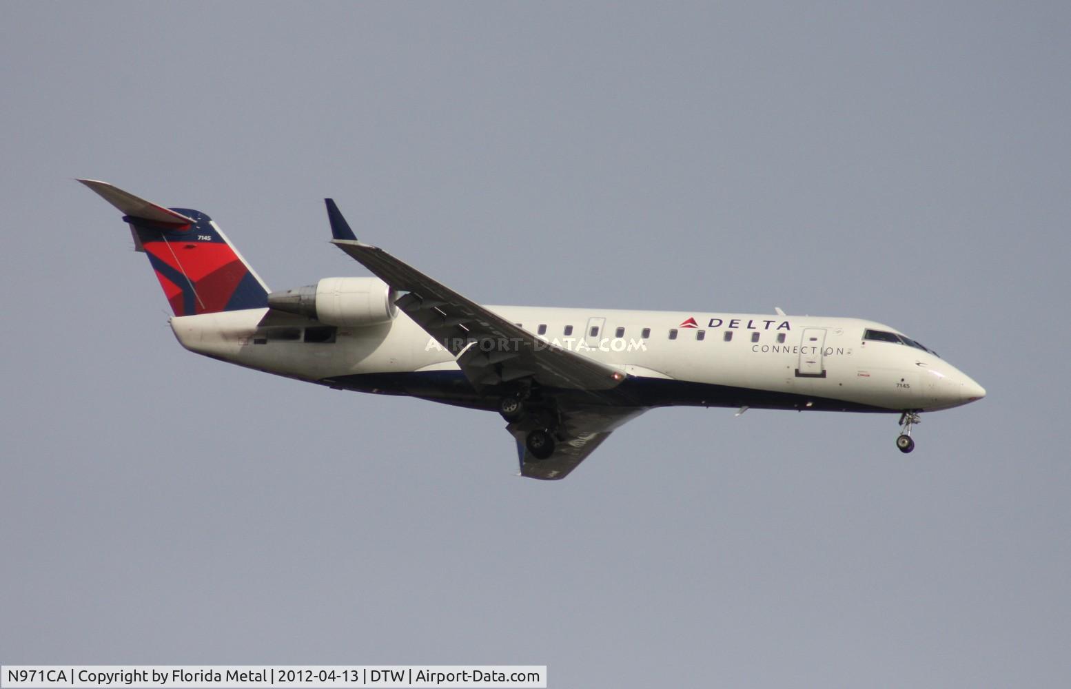 N971CA, 1996 Canadair CRJ-100ER (CL-600-2B19) C/N 7145, Comair CRJ