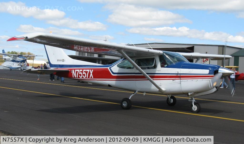 N7557X, 1977 Cessna R182 Skylane RG C/N R18200099, 2012 Maple Lake Fly-in Pork Chopper Dinner