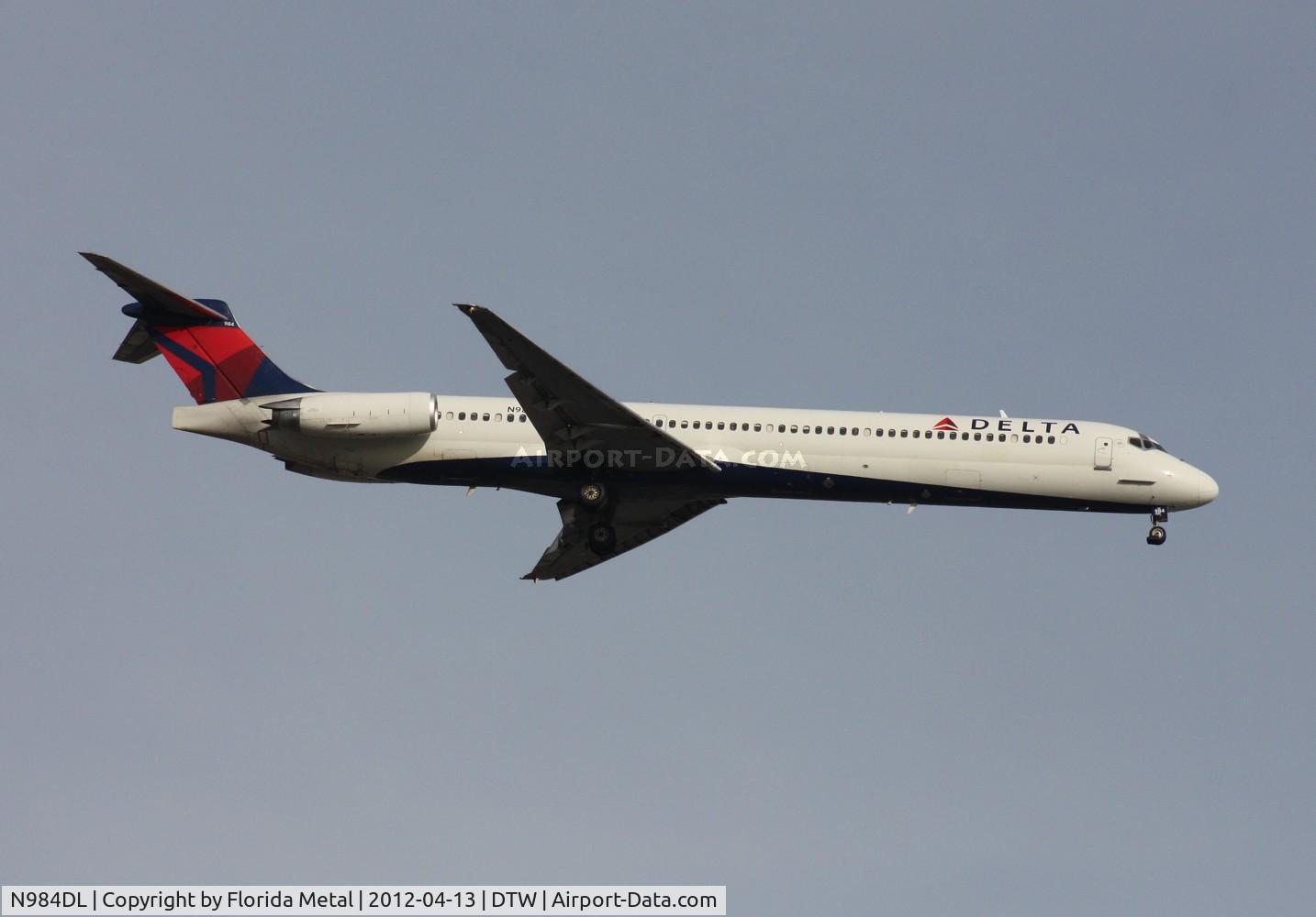 N984DL, 1991 McDonnell Douglas MD-88 C/N 53311, Delta MD-88