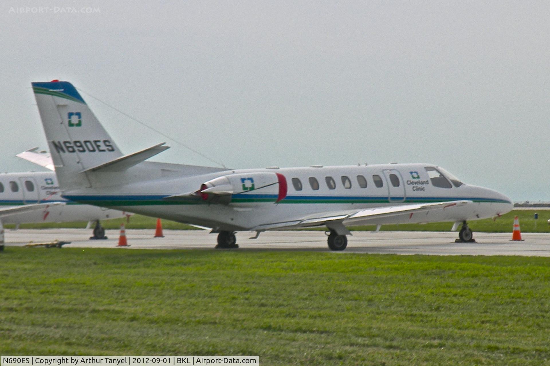 N690ES, 1995 Cessna 560 Citation Ultra C/N 560-0336, Parked @ BKL