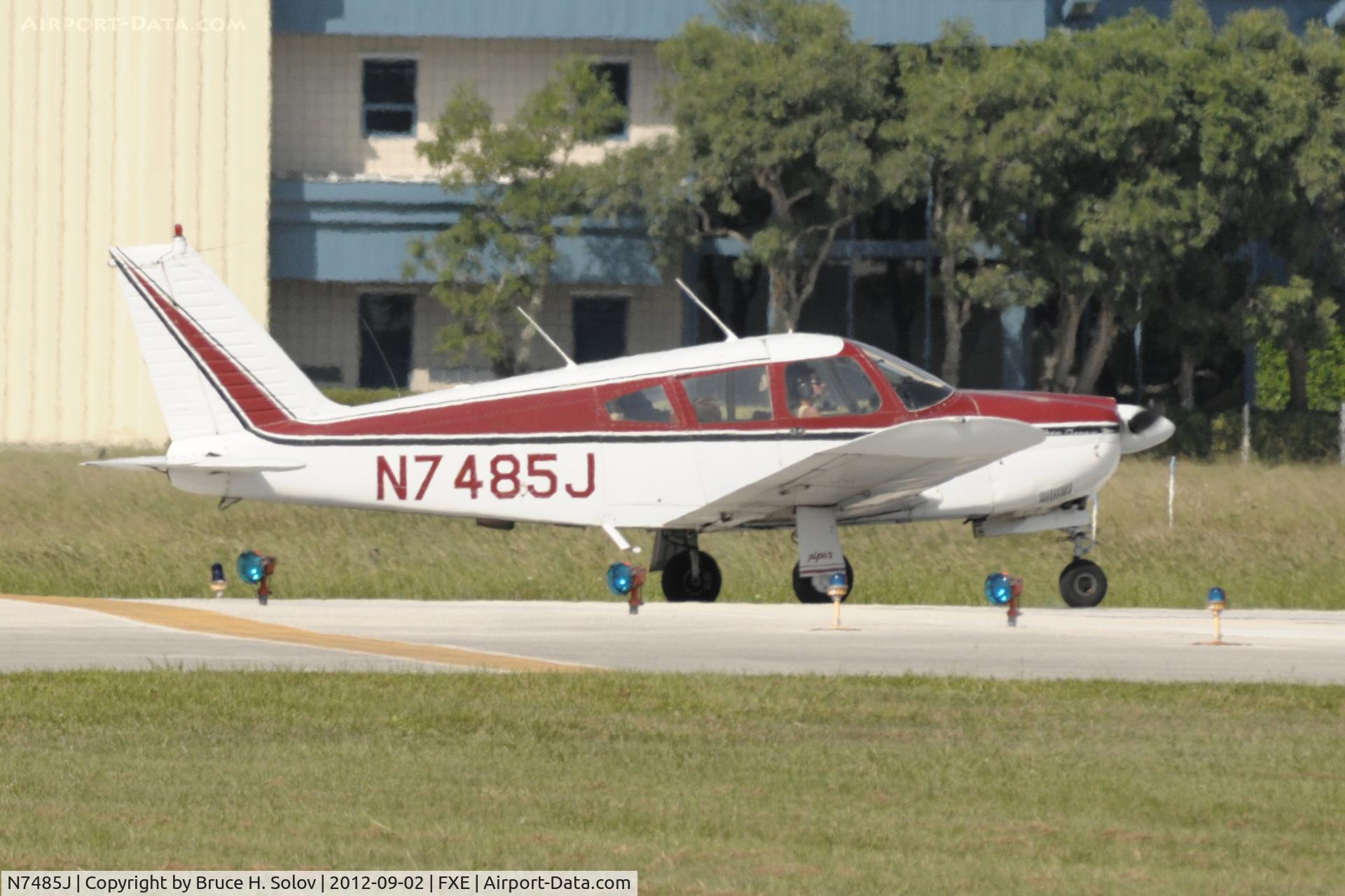 N7485J, 1968 Piper PA-28R-180 Cherokee Arrow C/N 28R-30844, On Runway 8 waiting for departure