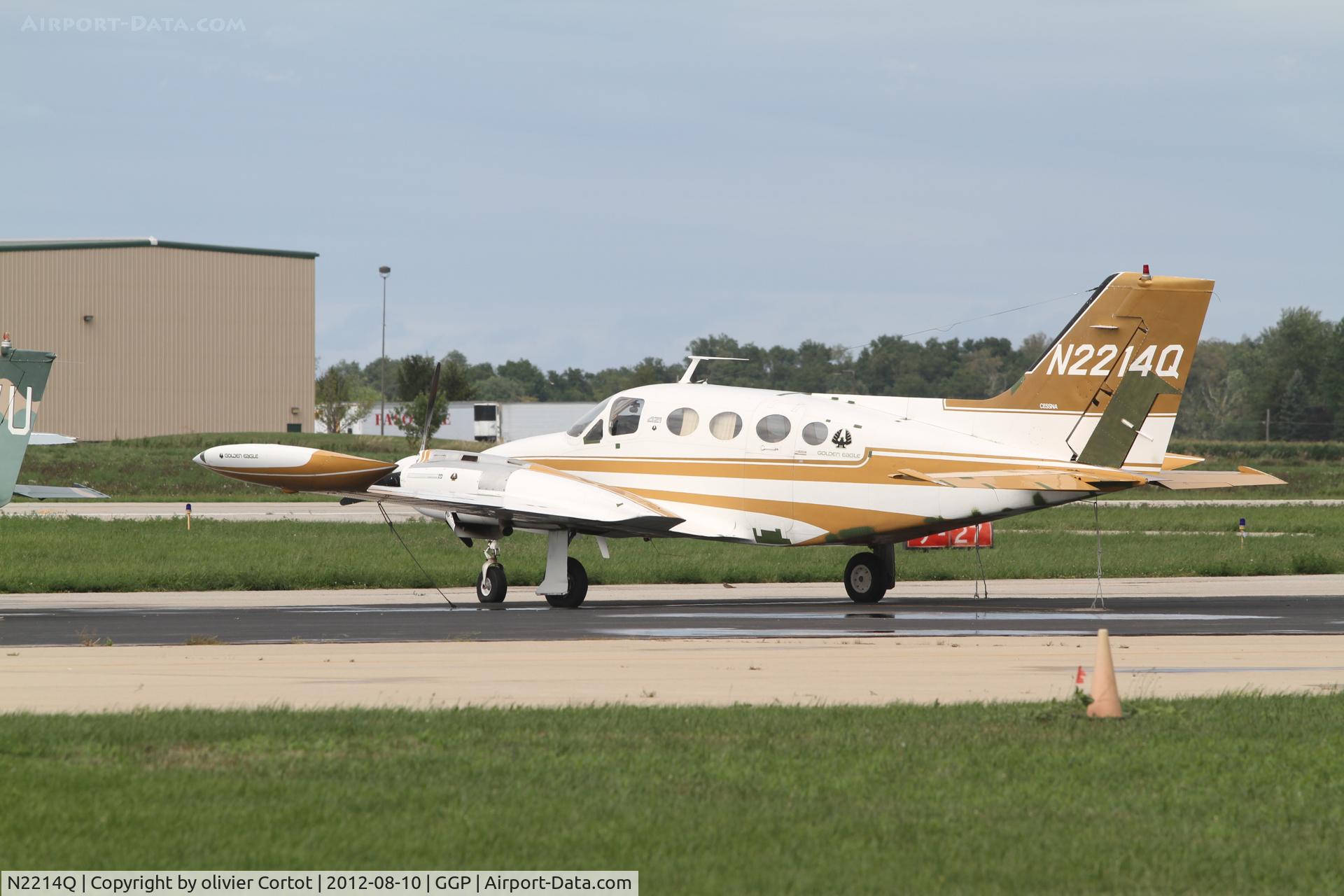 N2214Q, 1969 Cessna 421A Golden Eagle C/N 421A0014, spend more time on the ground than in the air, according to the airport staff...