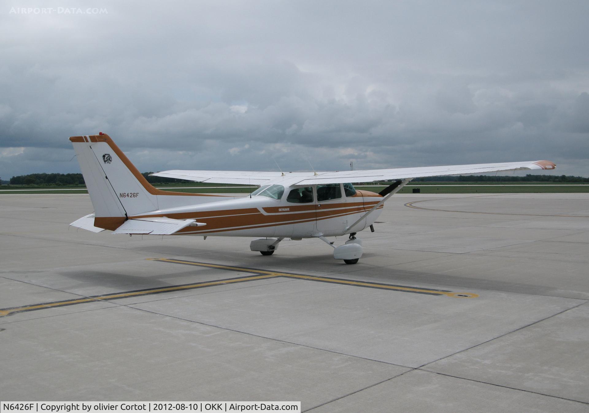 N6426F, 1979 Cessna 172N C/N 17273221, Kokomo airport