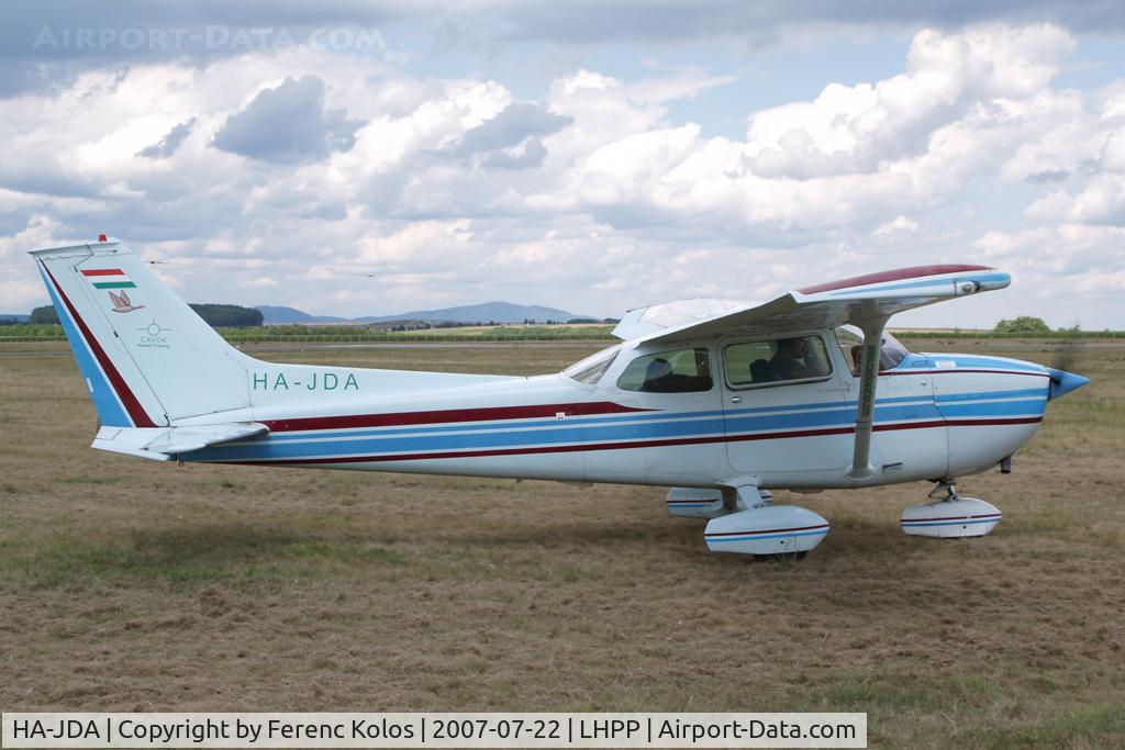 HA-JDA, Cessna 172M C/N 17264977, Pécs