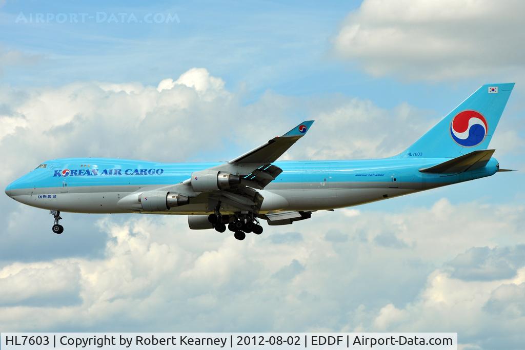 HL7603, 2005 Boeing 747-4B5F/ER/SCD C/N 34302, On finals for r/w 25L