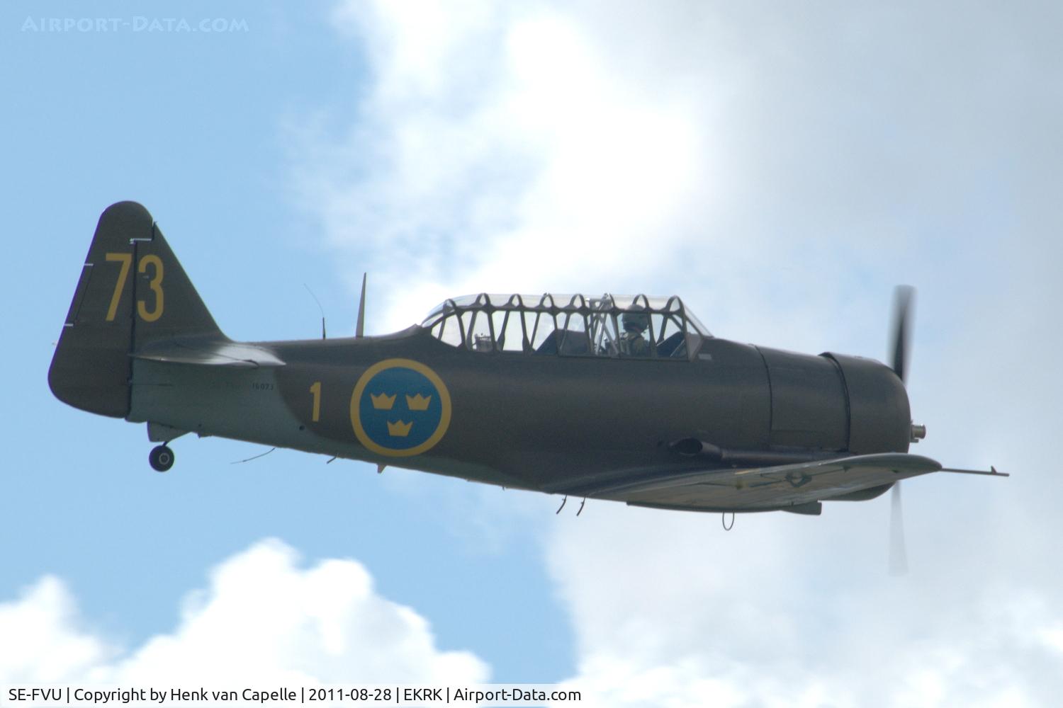SE-FVU, 1943 Noorduyn AT-16-ND (Sk.16A) Texan C/N 14A-1098, Swedish Harvard flying at Roskilde airport, Denmark.
