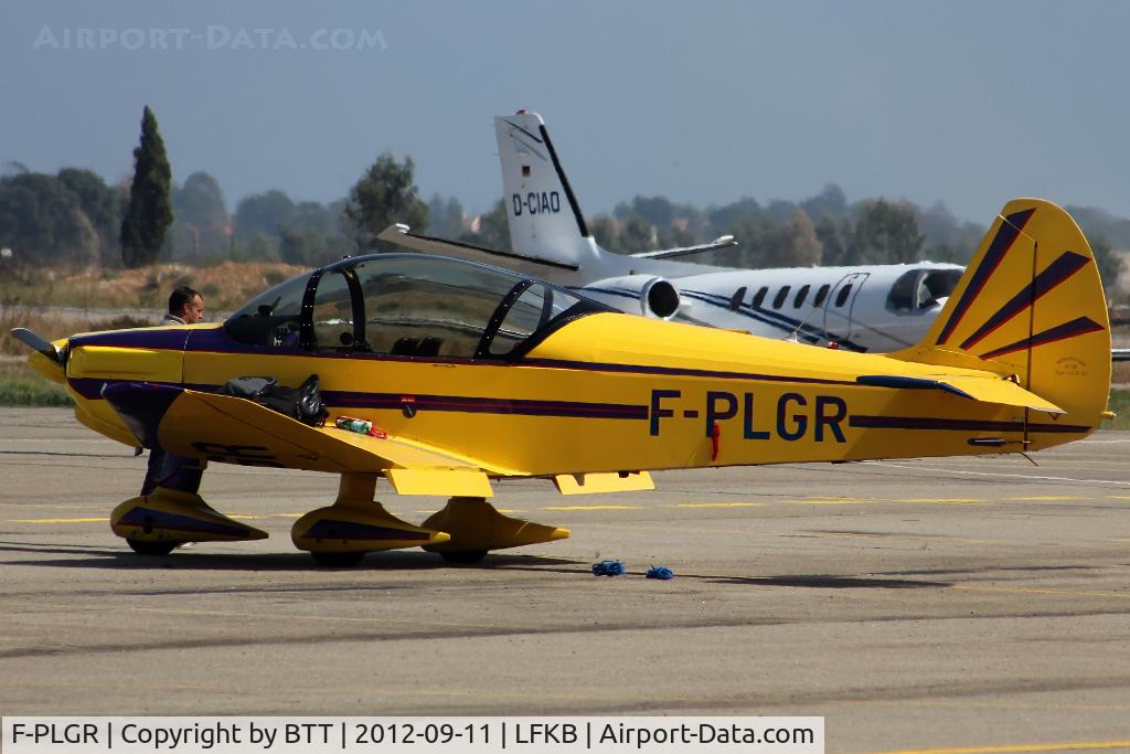 F-PLGR, Constructeur Amateur ARSA CLUB LGR-61 C/N 01, just arrived