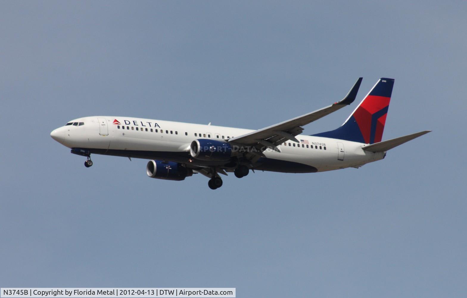 N3745B, 2001 Boeing 737-832 C/N 32373, Delta 737-800